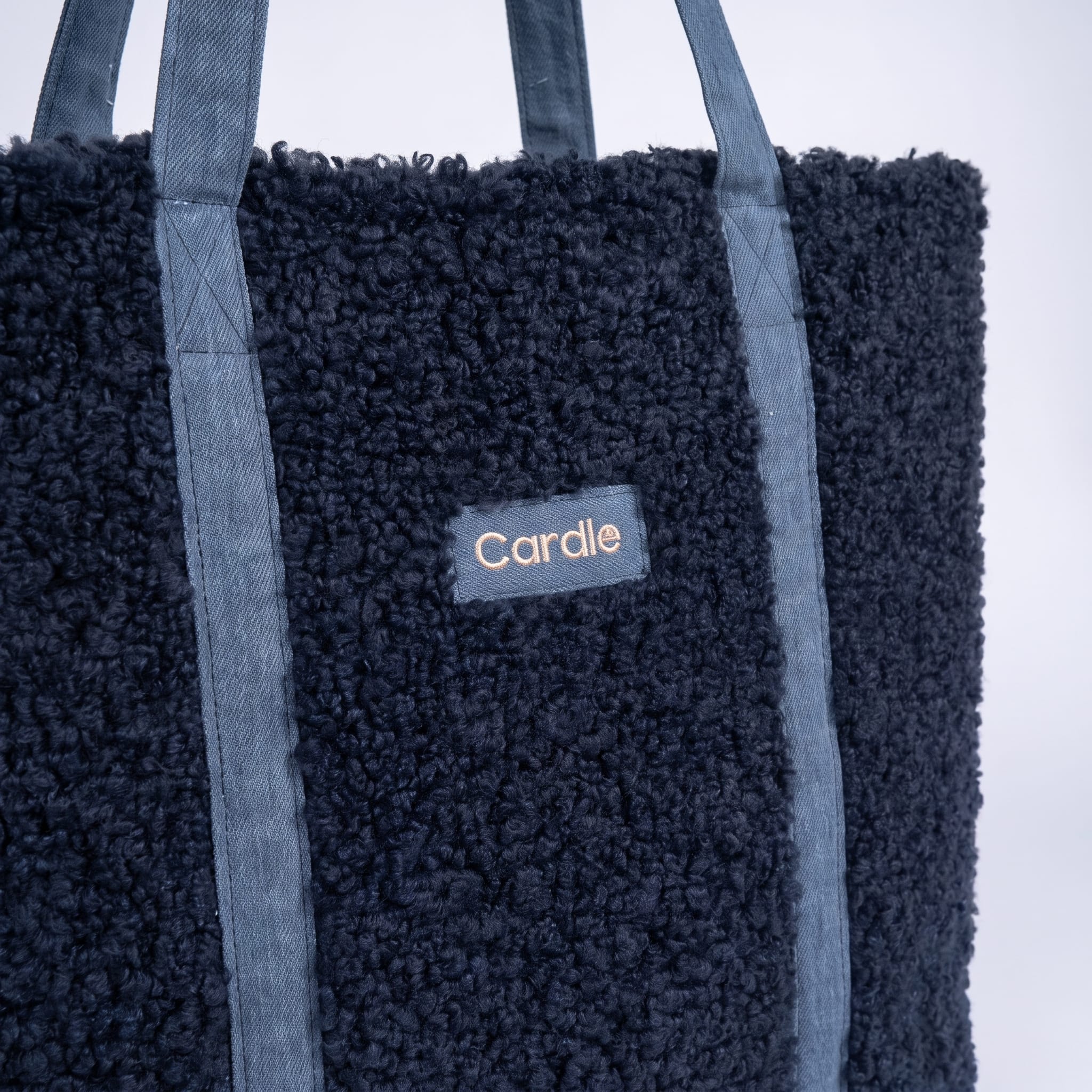 Cloud bouclé Tote – image 6 | Cardle